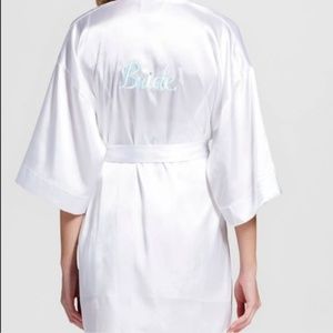 Bride Robe• satin feeling, white robe size XL